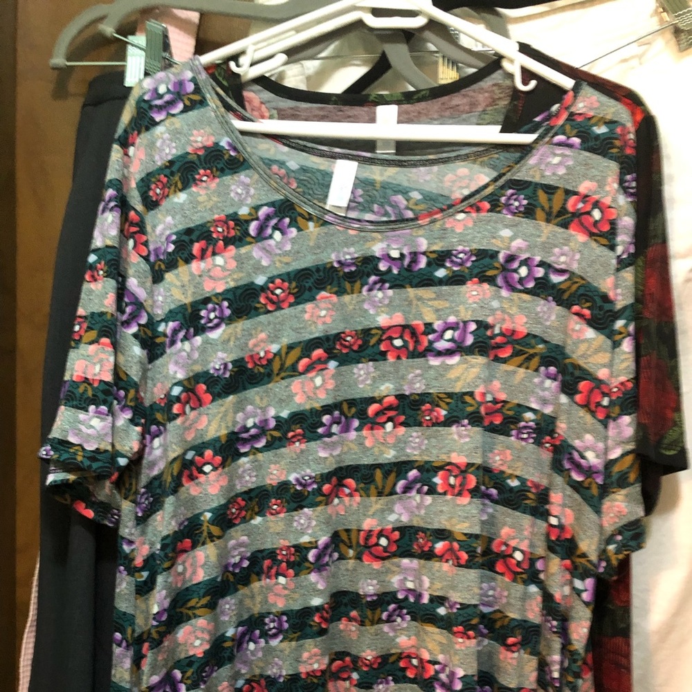 BOGO LulaRoe Perfect T 2X